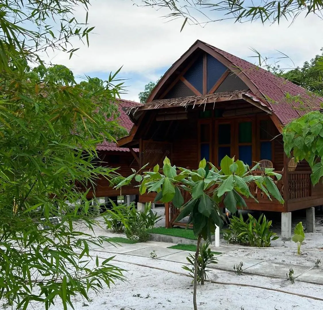 Golden Chenang Village Pantai Cenang  0*, Pantai Cenang (Langkawi)